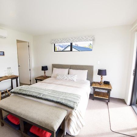 Copper Beech Wanaka - Luxury Accommodation 외부 사진