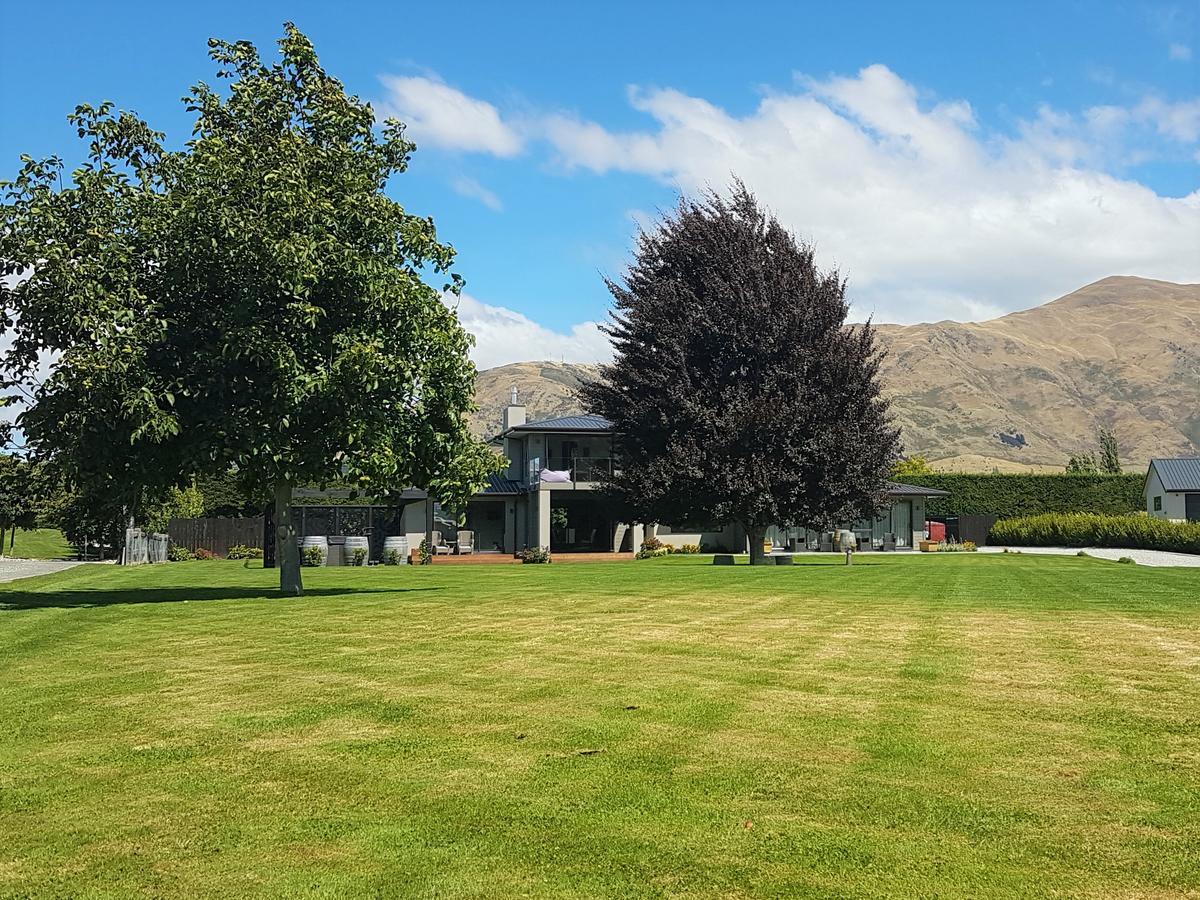 Copper Beech Wanaka - Luxury Accommodation 외부 사진