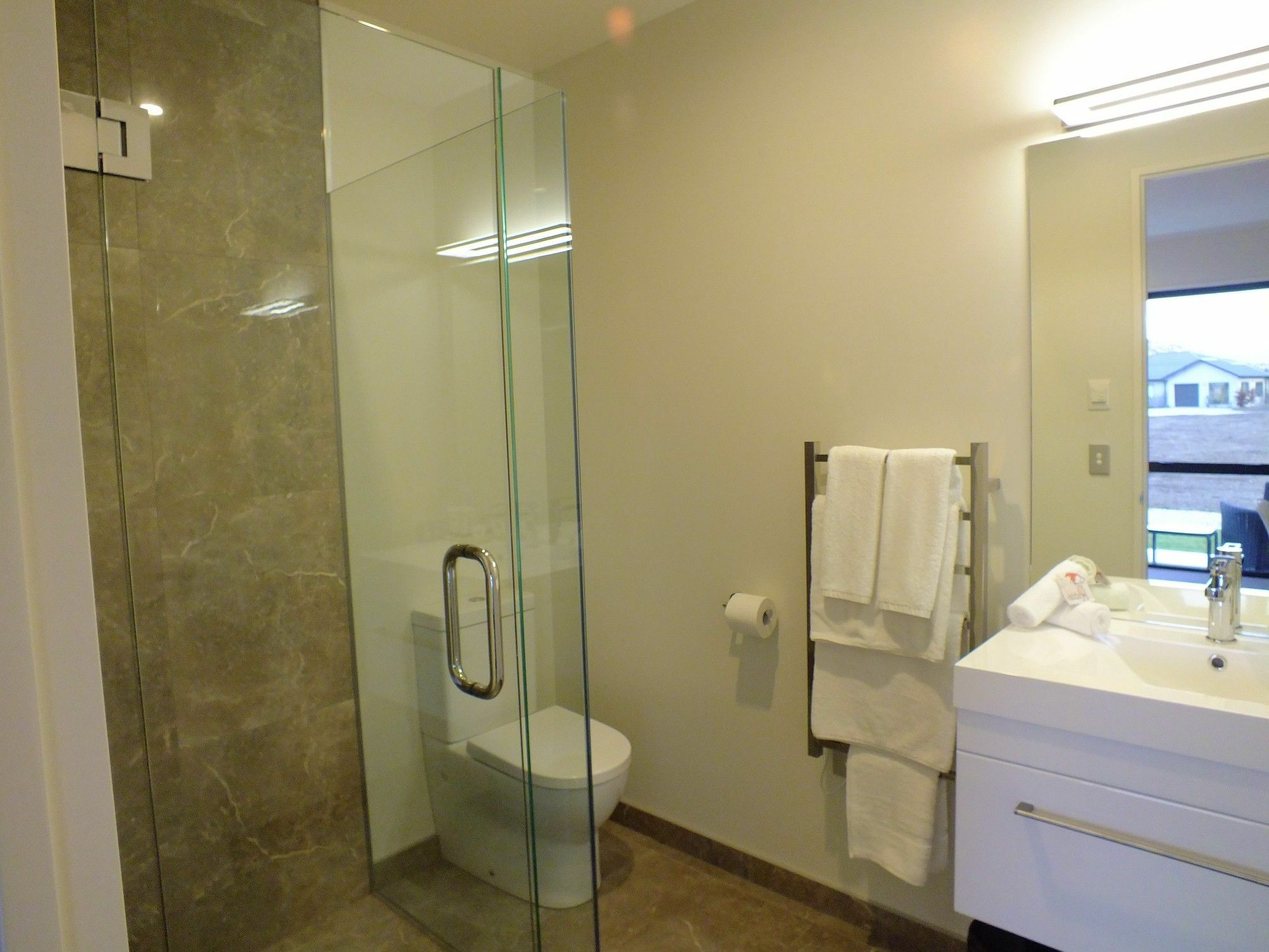 Copper Beech Wanaka - Luxury Accommodation 외부 사진